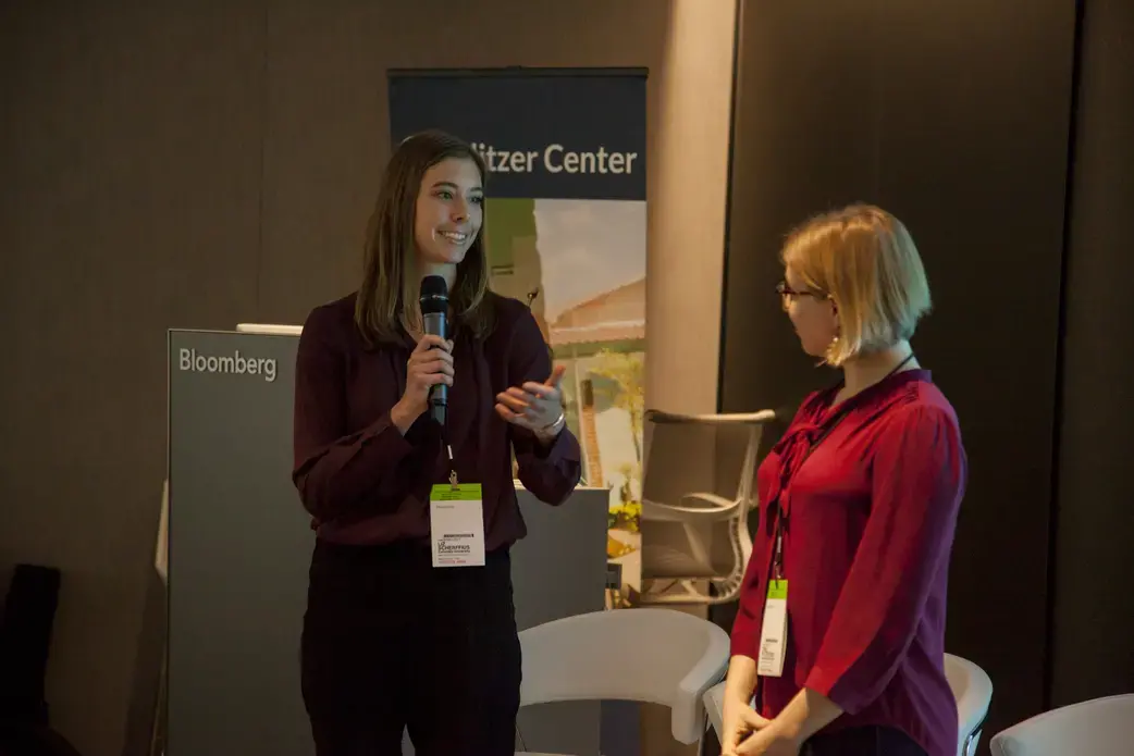 Thea Piltzecker and Liz Scherffius (Columbia University Graduate School of Journalism) presents their global reporting project at 2018 Washington Weekend. Image by Jin Ding. United States, 2018.