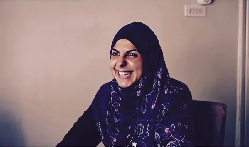Shrouq is one particular Syrian woman who volunteered to speak with the Pulitzer Center. She’s originally from Damascus and came to Jordan in 2012. Despite leaving everything behind in Syria, today Shrouq manages her own business. From 10:00 to 3:00 in the afternoon, Shrouq sells handmade soap, trains other women to obtain the same skill set, and participates herself in making the soap—soap is a Levantine specialty and these women bring their own unique recipes for making the product. Image by Aman Madan. Jordan, 2017.