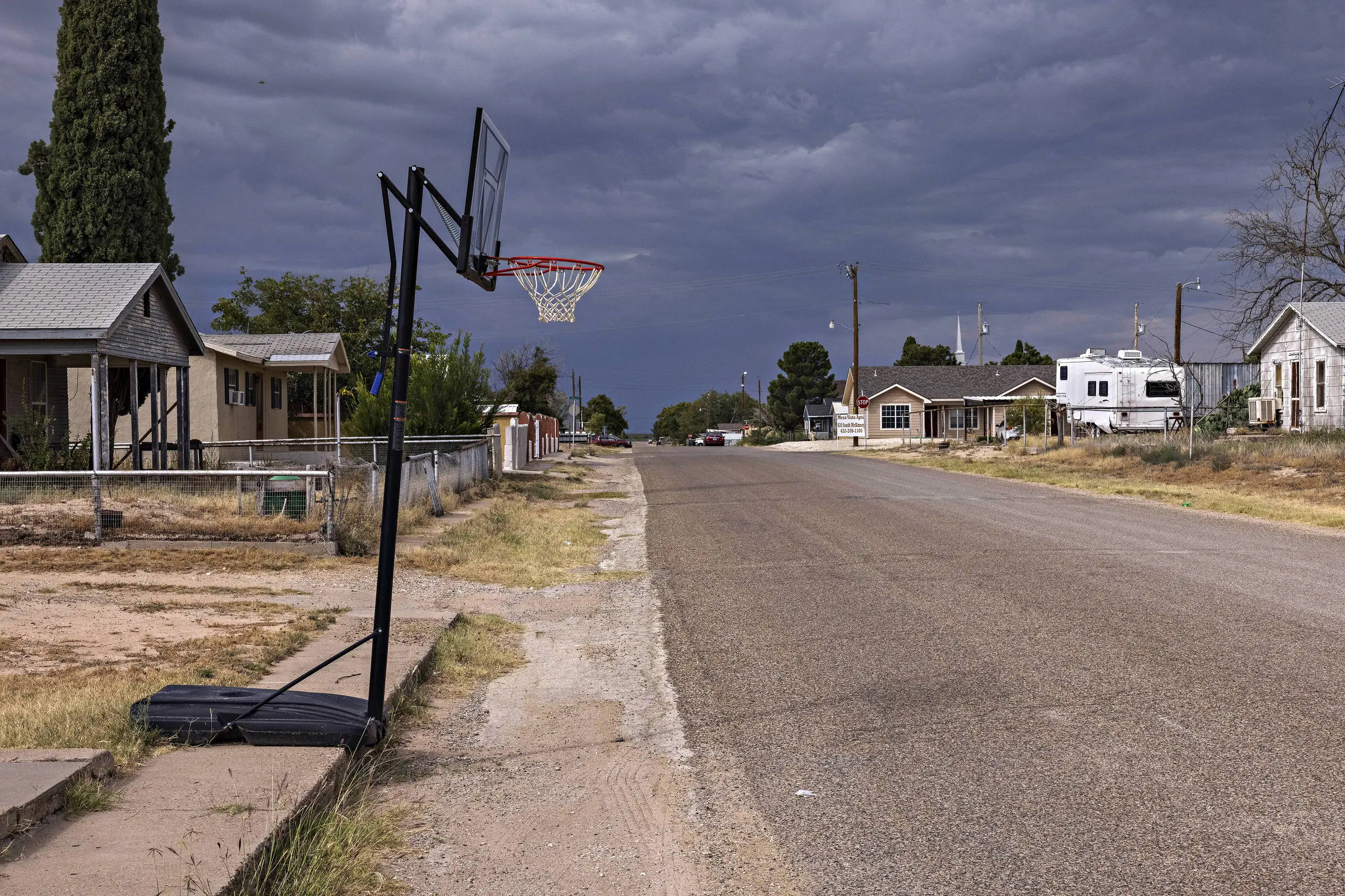 Basketball hoop in deserted Texas town