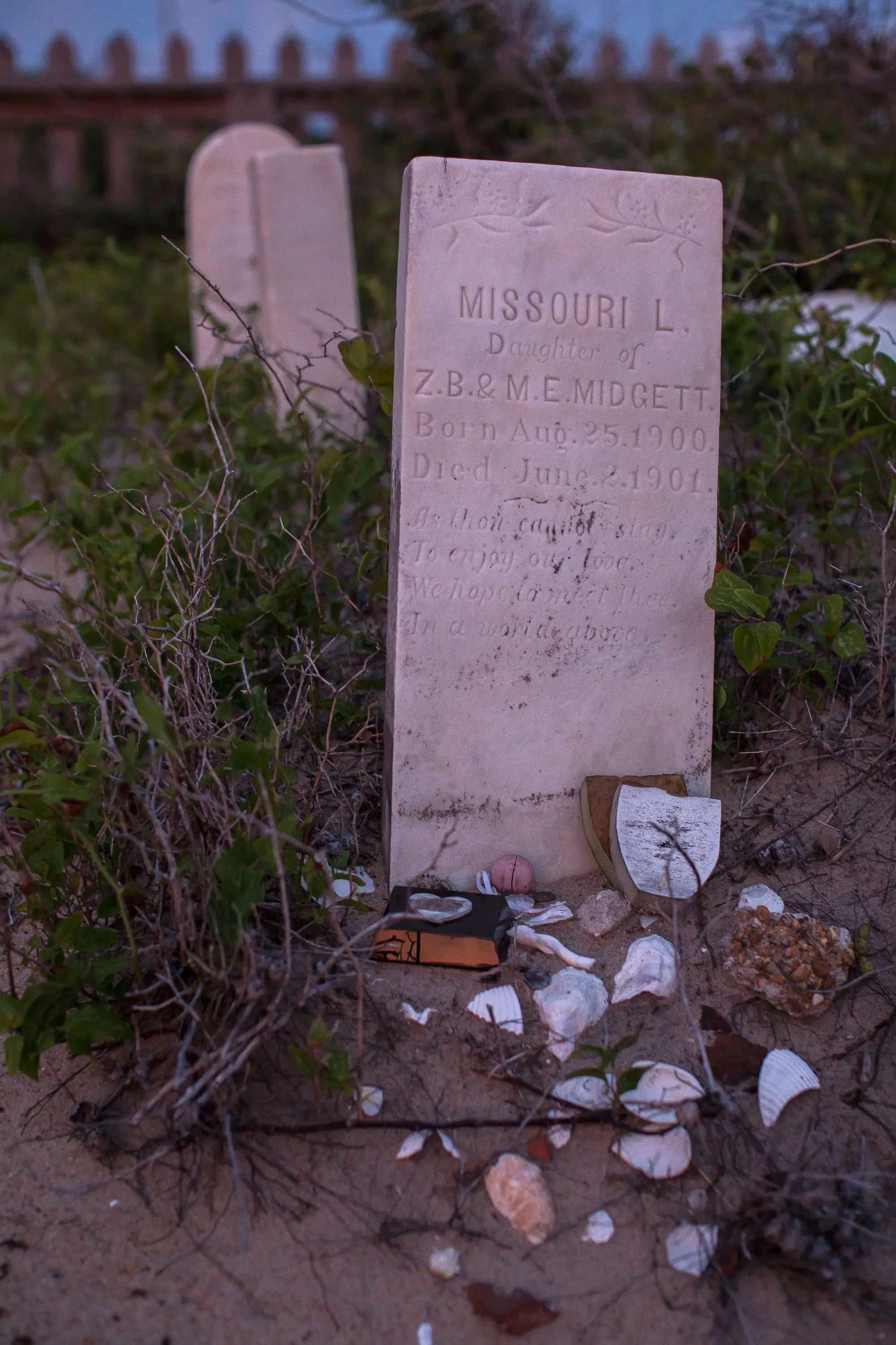 People leave tributes on grave of Missouri Midgett