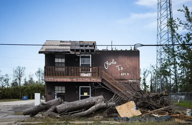 The destruction from back-to-back Hurricanes Laura and Delta remains vast in most neighborhoods of Lake Charles. Image by Katie Sikora. United States, 2020.<br />

